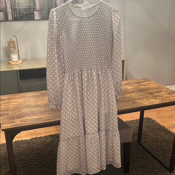 Madaboutstyle Dresses & Skirts - Jillybox Mad About Style Elegant Gray Polka Dot Dress